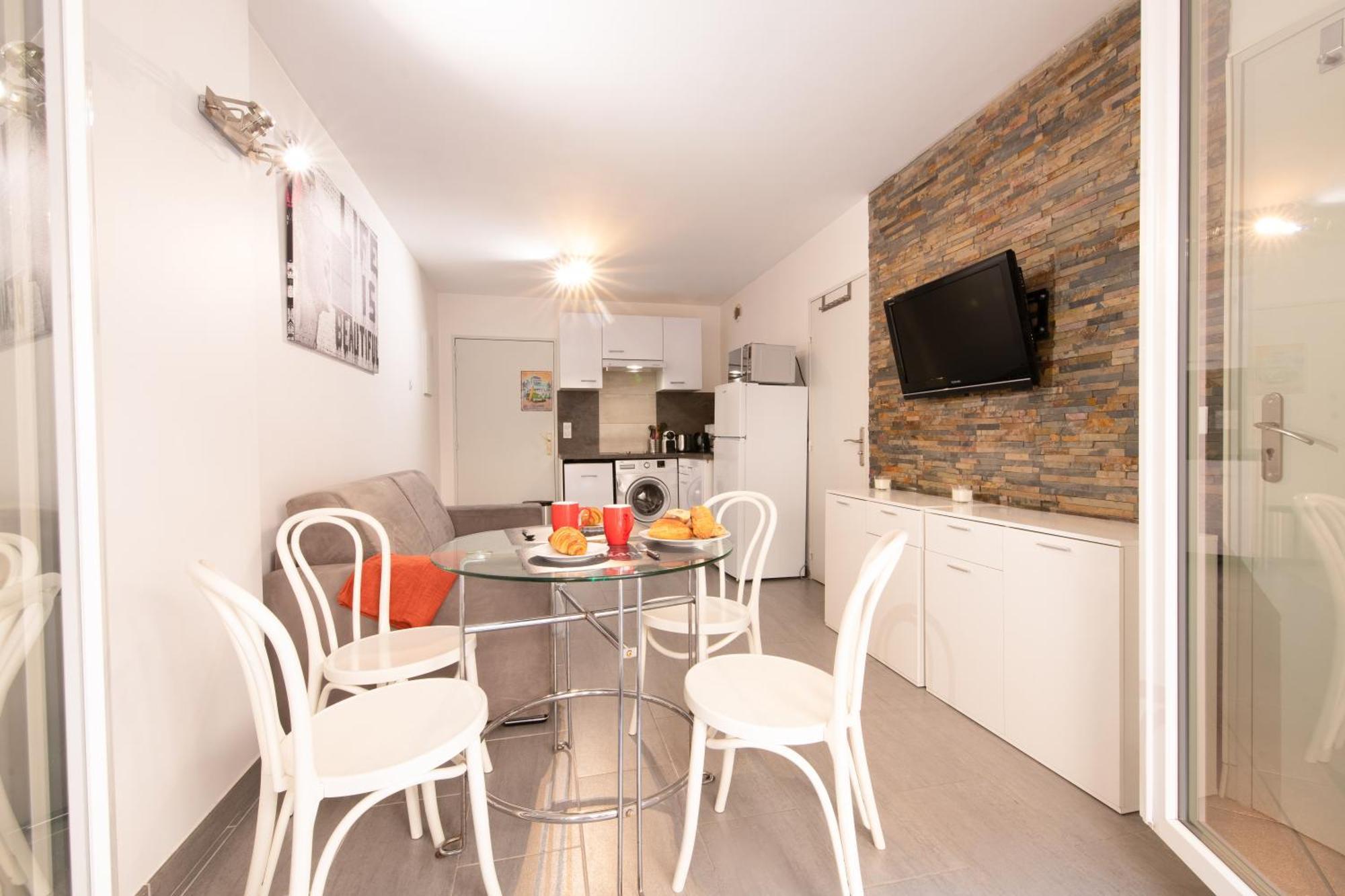 T2 Neuf Centre Ville et Plage Parking Gratuit Sainte-Maxime Exterior foto